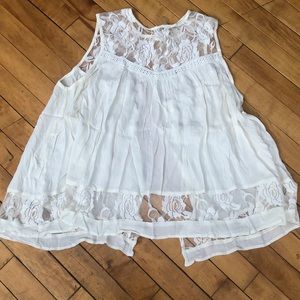 California gypsy Open back lace top